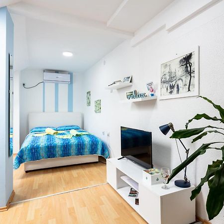 Sb Centar Apartmani นิส ภายนอก รูปภาพ