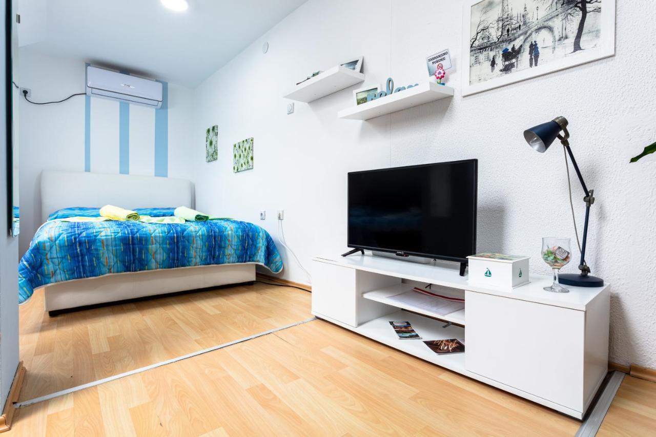 Sb Centar Apartmani นิส ภายนอก รูปภาพ