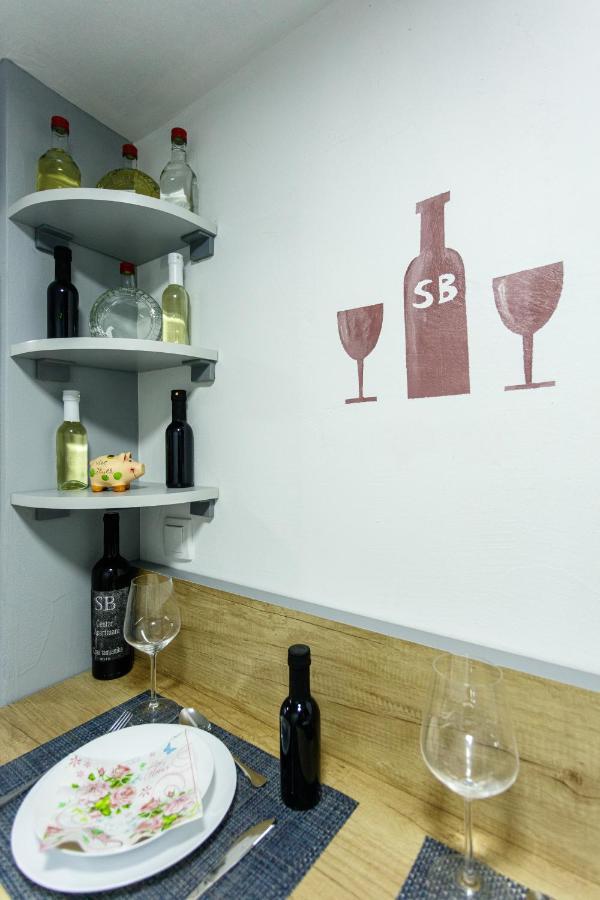 Sb Centar Apartmani นิส ภายนอก รูปภาพ